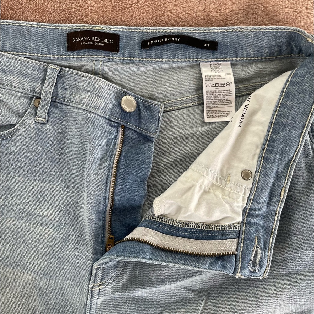 Banana Republic Mid-Rise Skinny Jean 31 Short Frayed Hem - Picture 5 of 6